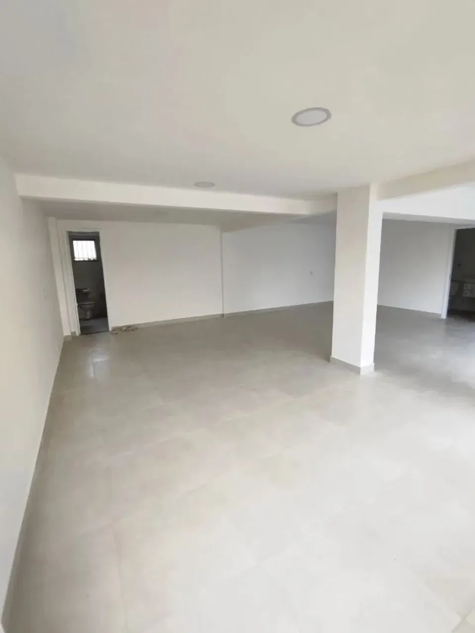 Sala, 118 m² - venda por R$ 350.000,00 ou aluguel por R$ 3.964,76/mês - Centro - Araruama/