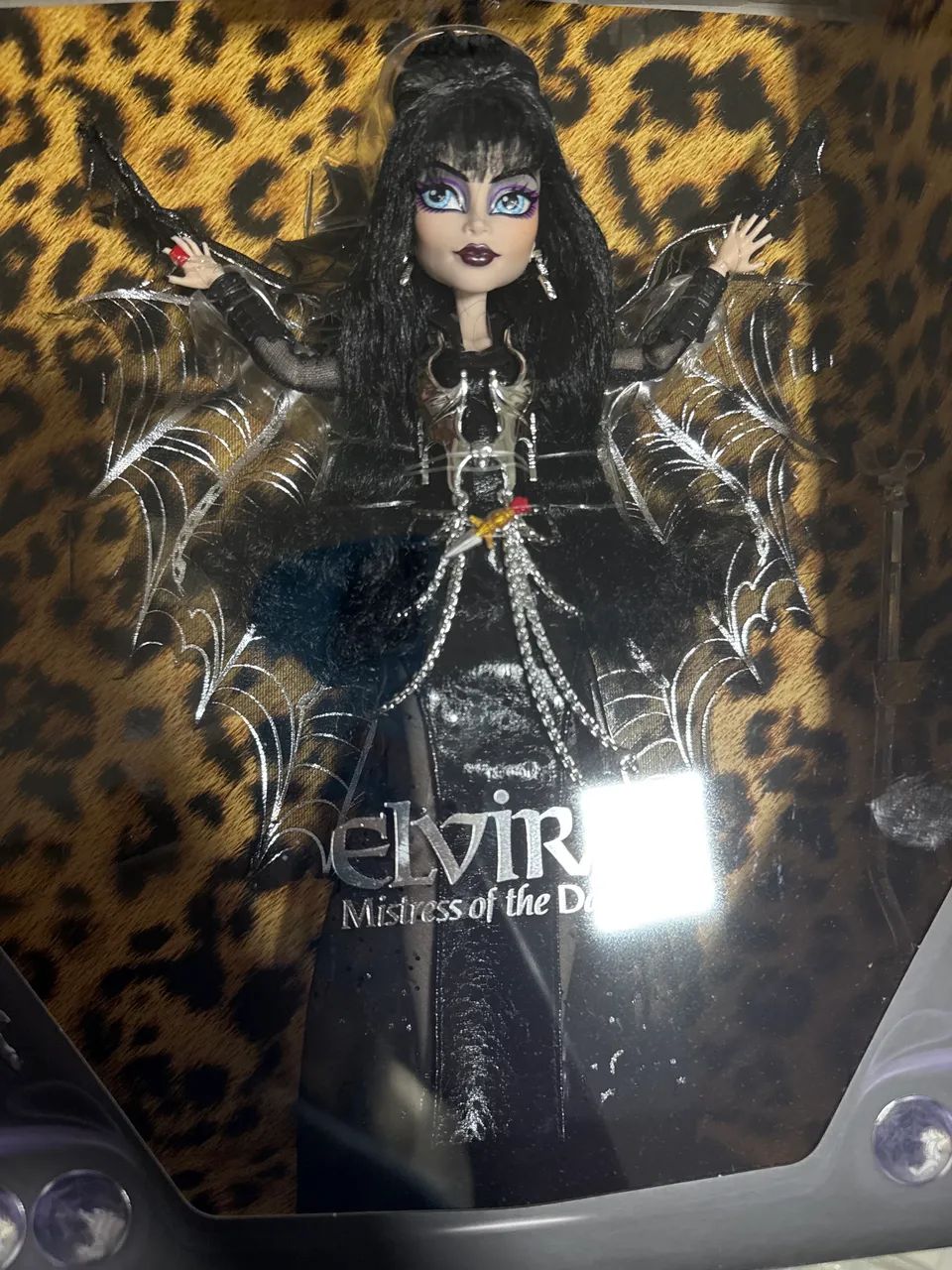 Monster high Elvira lacrada