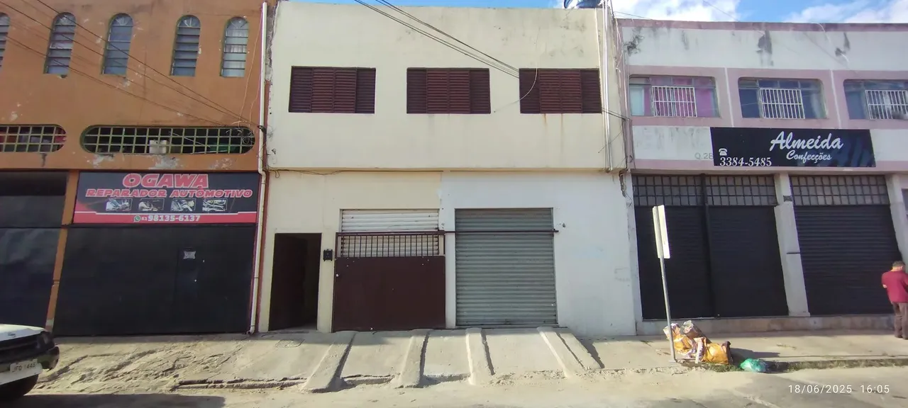 APARTAMENTO 3 QUARTOS COM SUITE E GARAGEM - QD 28 SETOR OESTE - GAMA/DF
