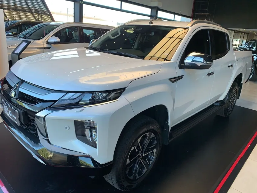 L200 TRITON HPE S