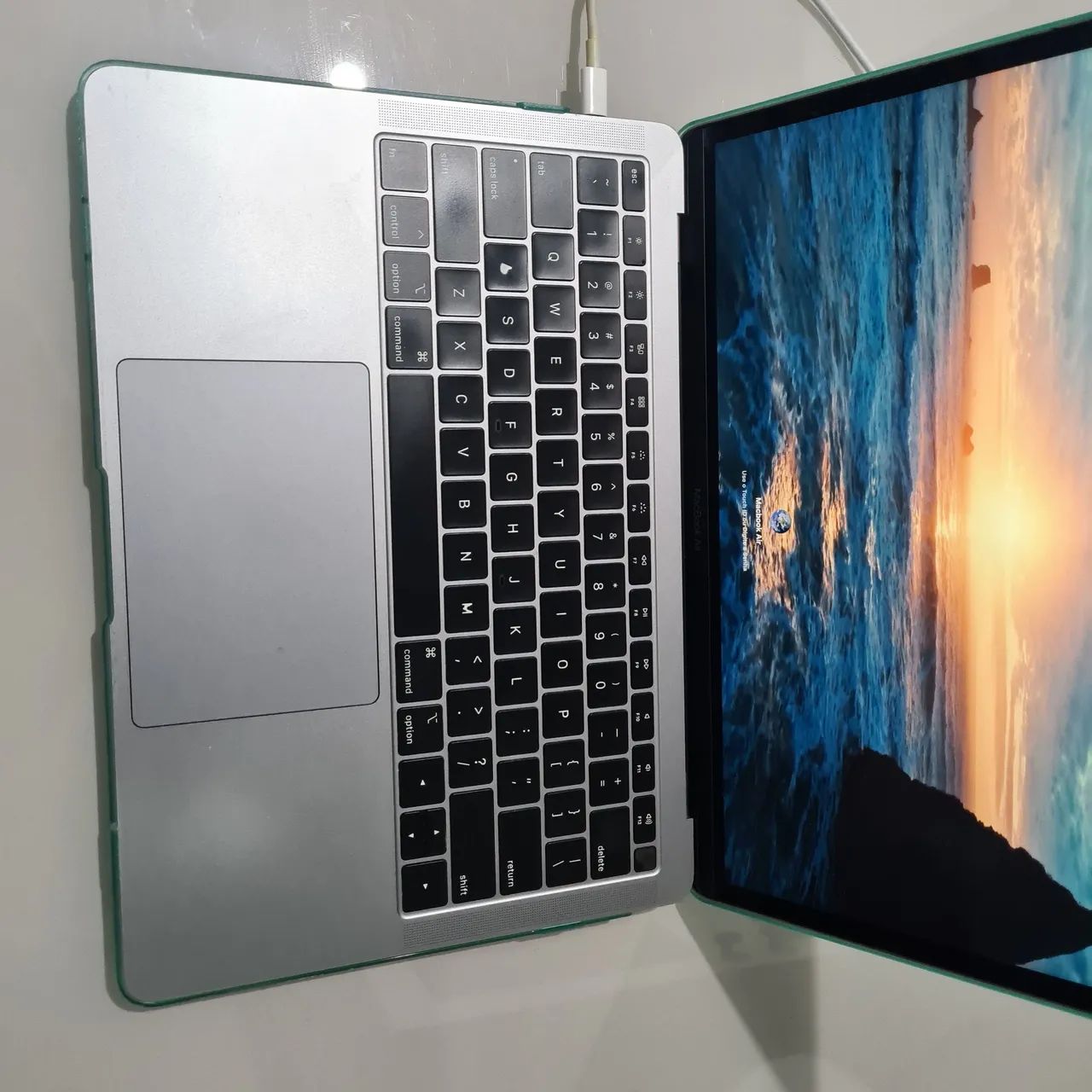 MacBook Air - i5 2019  - Foto 2