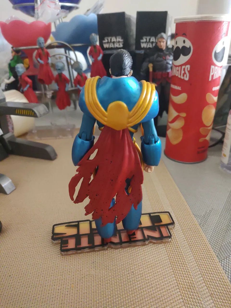 Boneco Superboy DC Direct Earth Prime Infinite Crisis Serie 1 compatível MCFARLANE - Foto 4