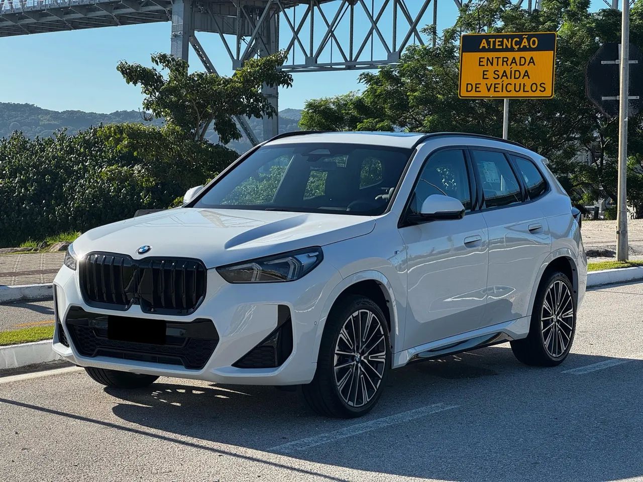 BMW X1 M Sport 2025 com apenas 25km
