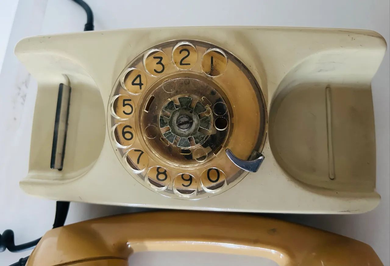 Telefone antigo de disco  - Foto 6