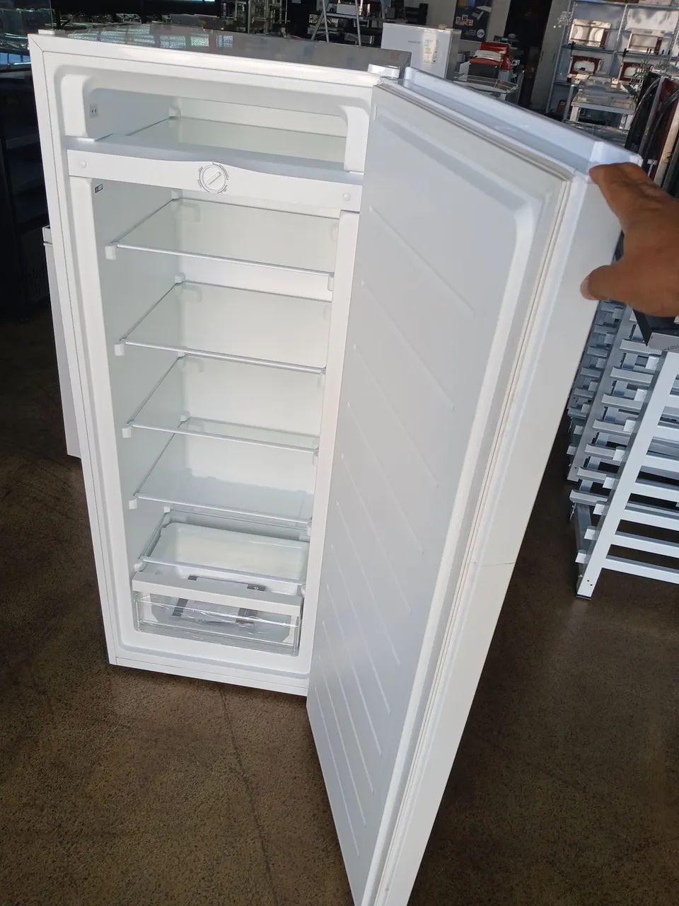 Freezer Vertical Philco PFV205B 201L Dupla Função: Freezer e Refrigerador - Foto 2