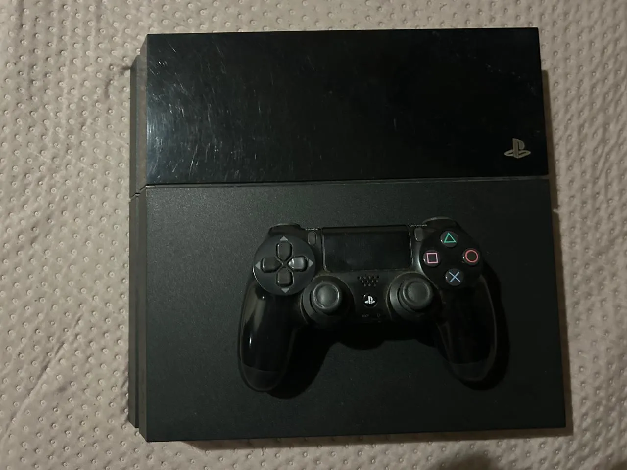 Playstation 4 + Controle Original