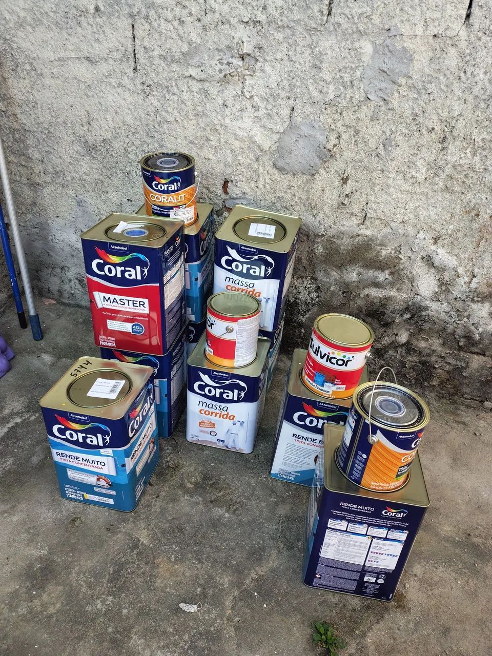 Tintas Coral - Diversos tipos e quantidades Preços Promocionais 