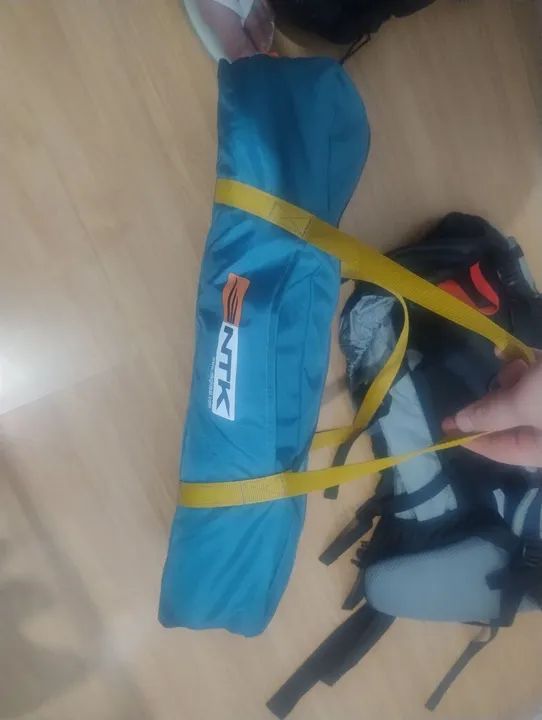 Barracas e Tendas para camping NTK CHEROKEE