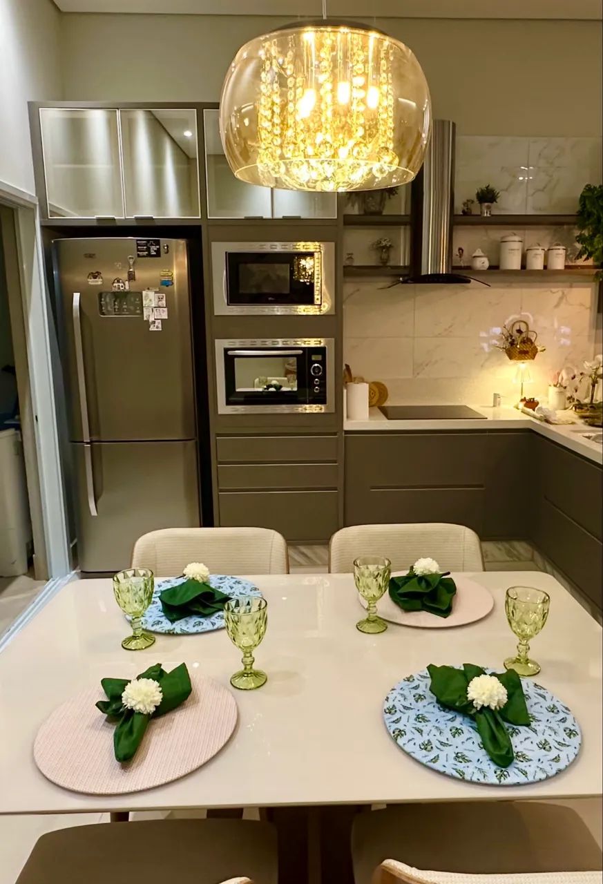 Kit Mesa Posta 4 Lugares Dupla Face Azul Floral com Guardanapo Verde