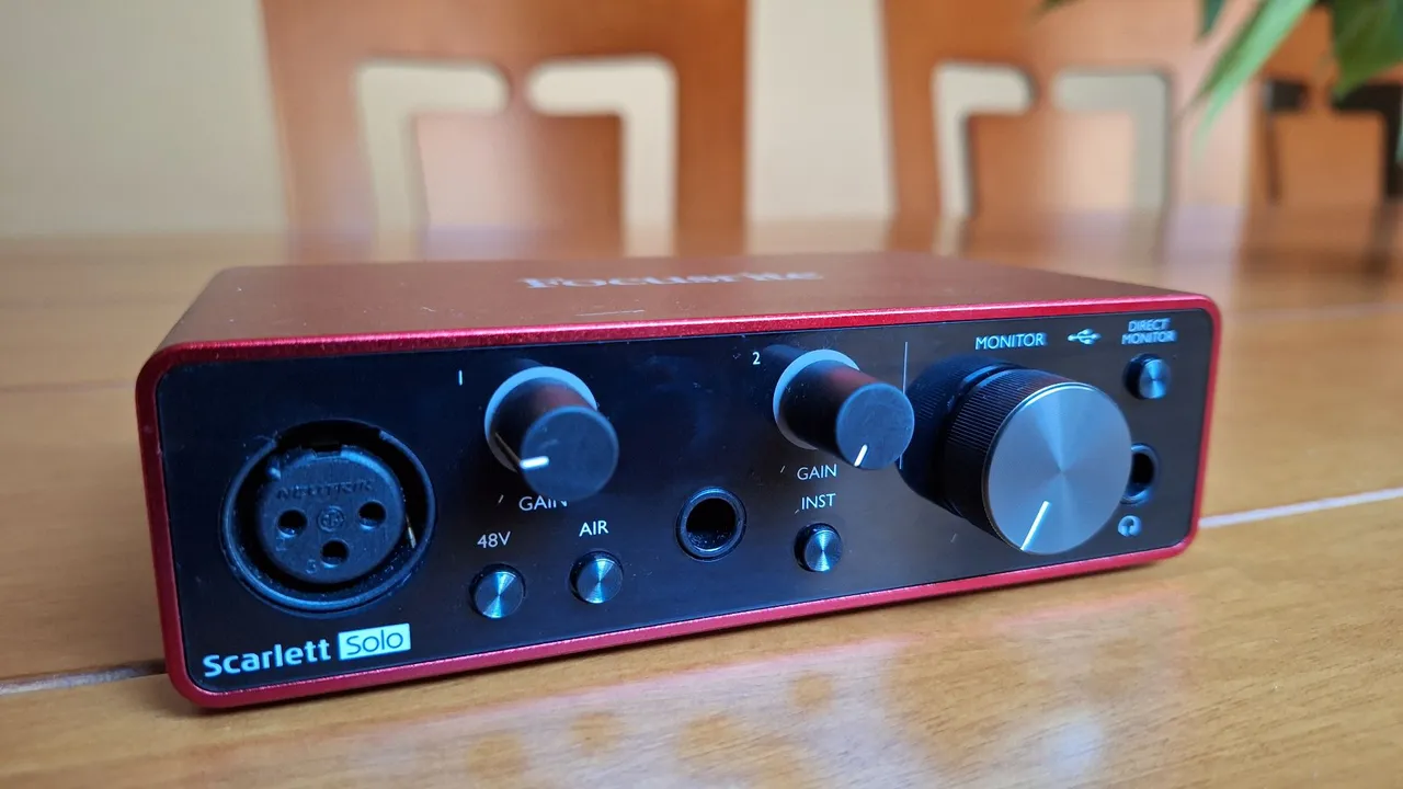 Interface de Áudio Focusrite Scarlett Solo