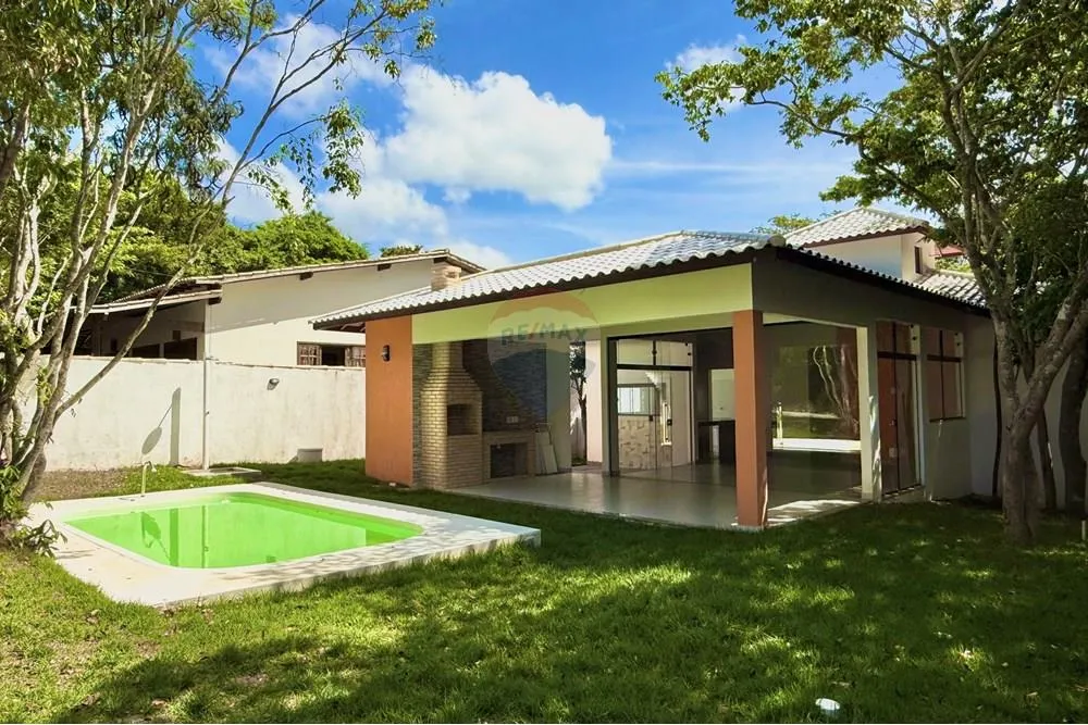 Casa nova em Condomínio com 3 suítes em Caravelas - Búzios
