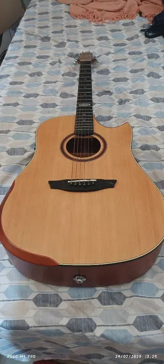 VENDO VIOLÃO STRINBERG