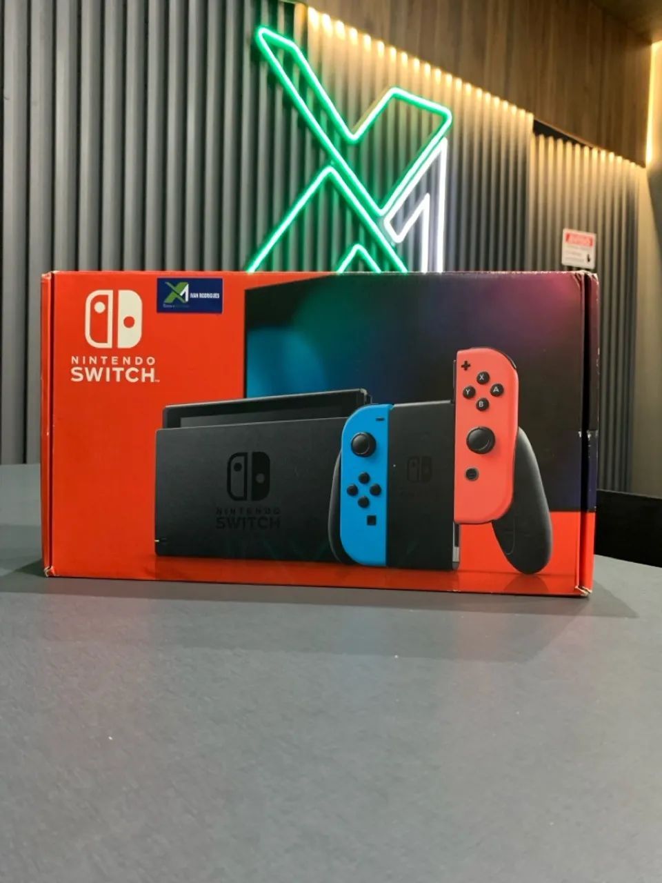Nintendo Switch - Seminovo com Caixa e Acessórios - Foto 2