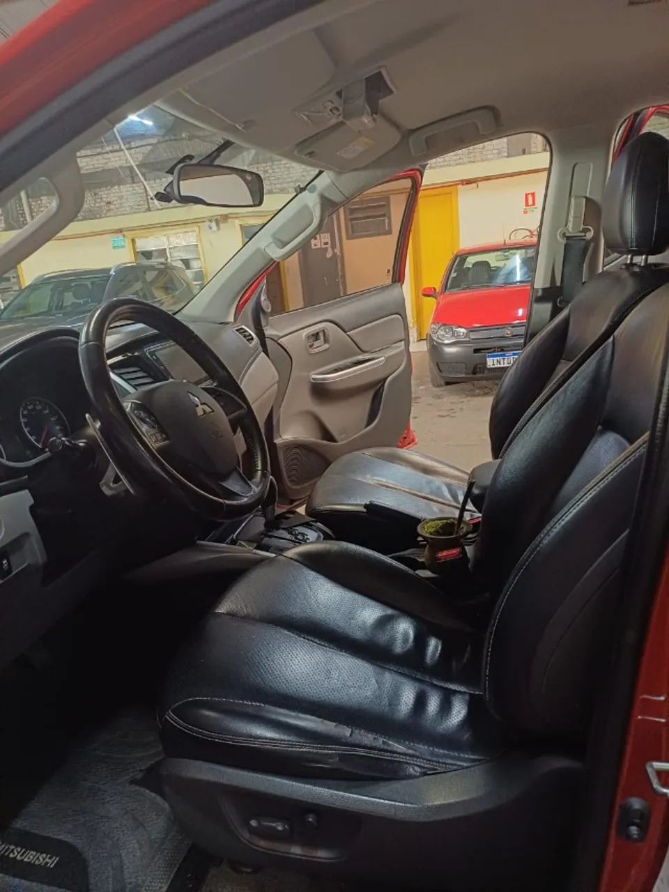 Mitsubishi L200 Triton Sport HPE-S 2.4 CD Dies. AUT 2019 - Foto 10