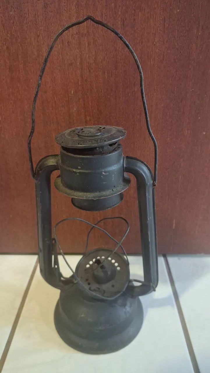 Antigo e Rústico - Lanterna a Querosene - Foto 2