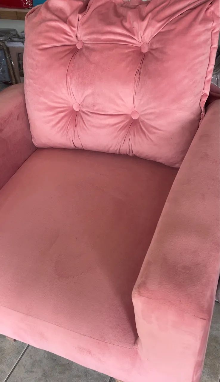 Poltrona Verona - Design Elegante, Quadrada e Super Confortável - Foto 3