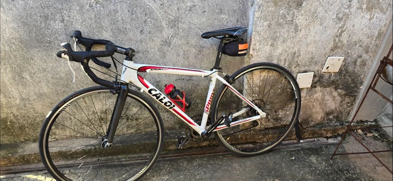 Bicicleta speed caloi  de alumínio e garfo de carbono - Foto 2