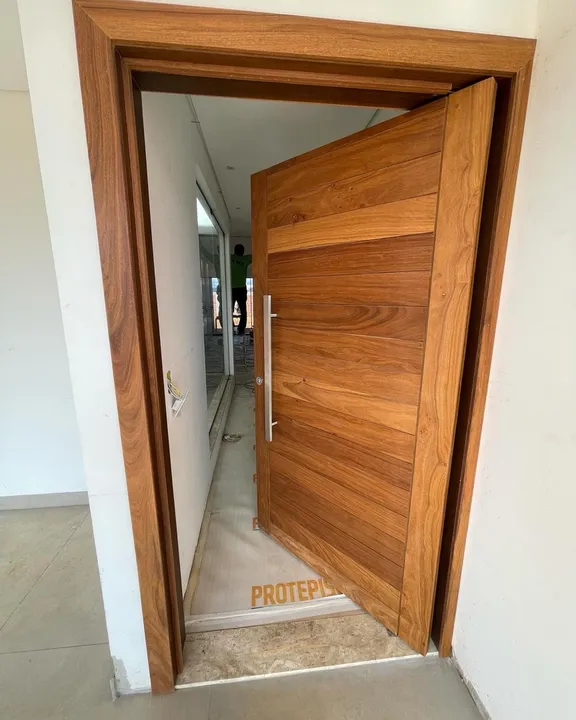 Portas de madeira - Sob medida