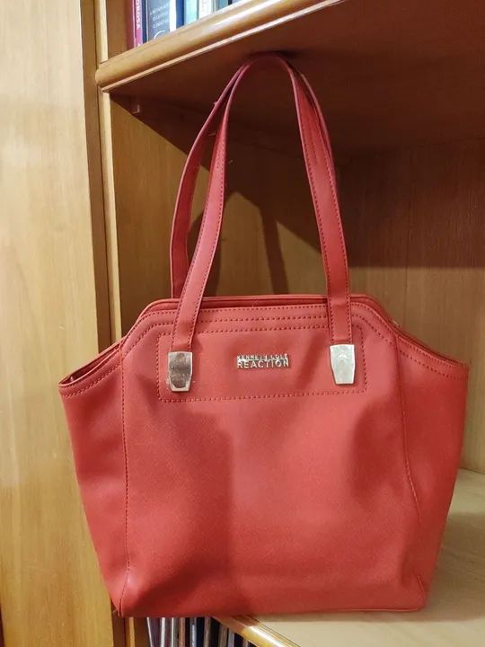 Bolsa Kenneth Cole Reaction Coral - Foto 4