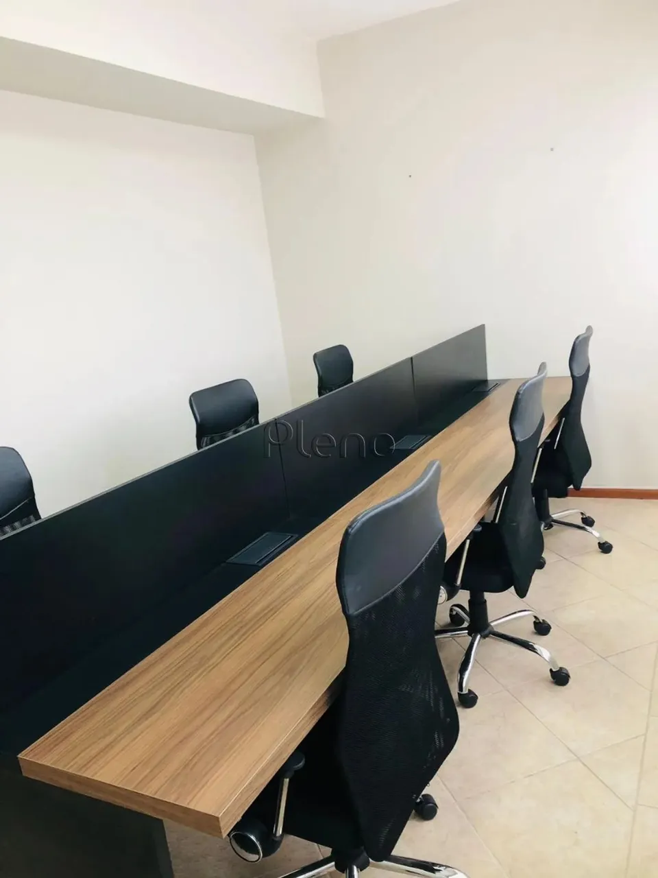 Sala para locação com 30 m² no Jardim Conceição (Sousas), Campinas.