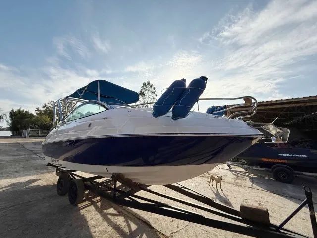 Lancha Focker 215 - Ano 2008 - Mercruiser 4.3 - 220hp - Foto 2