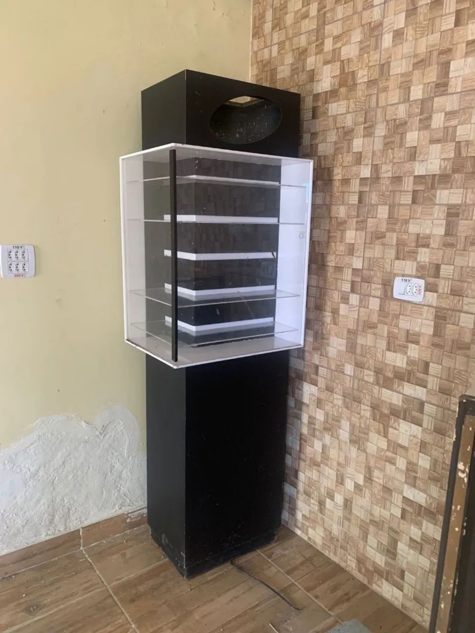 Expositor64750747301379120