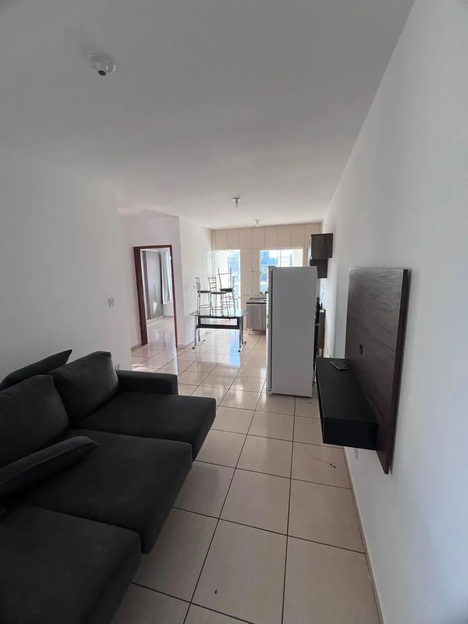 Imóvel para aluguel tem 45 metros quadrados com 2 quartos em Cancelli - Cascavel - PR