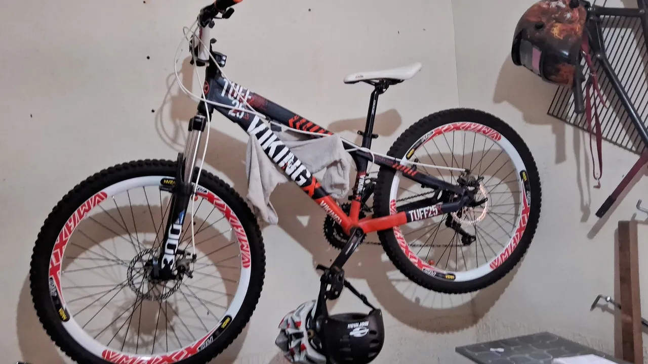 Bicicleta VikingX Tuff 25