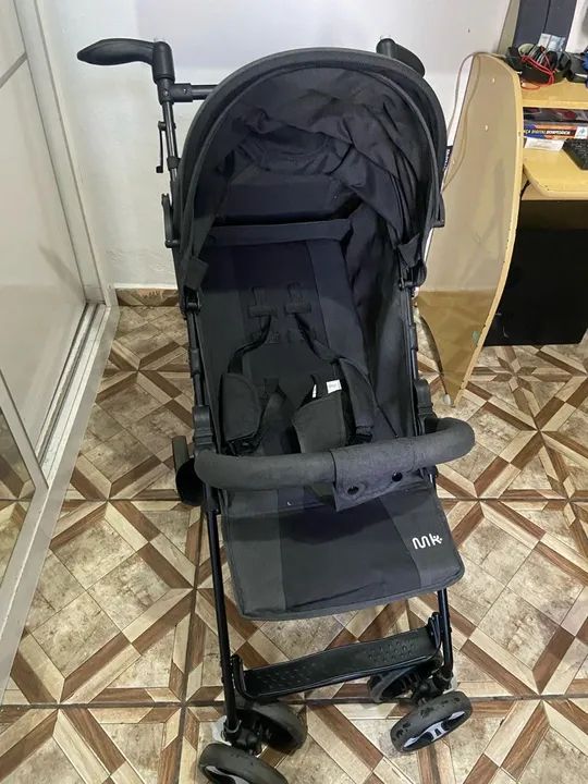 Carrinho de Bebê Dobrável - Foto 4