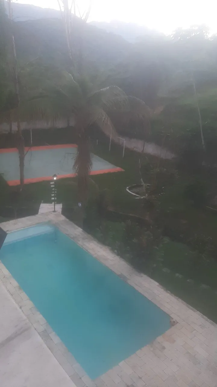Casa de Temporada com Piscina e Churrasqueira