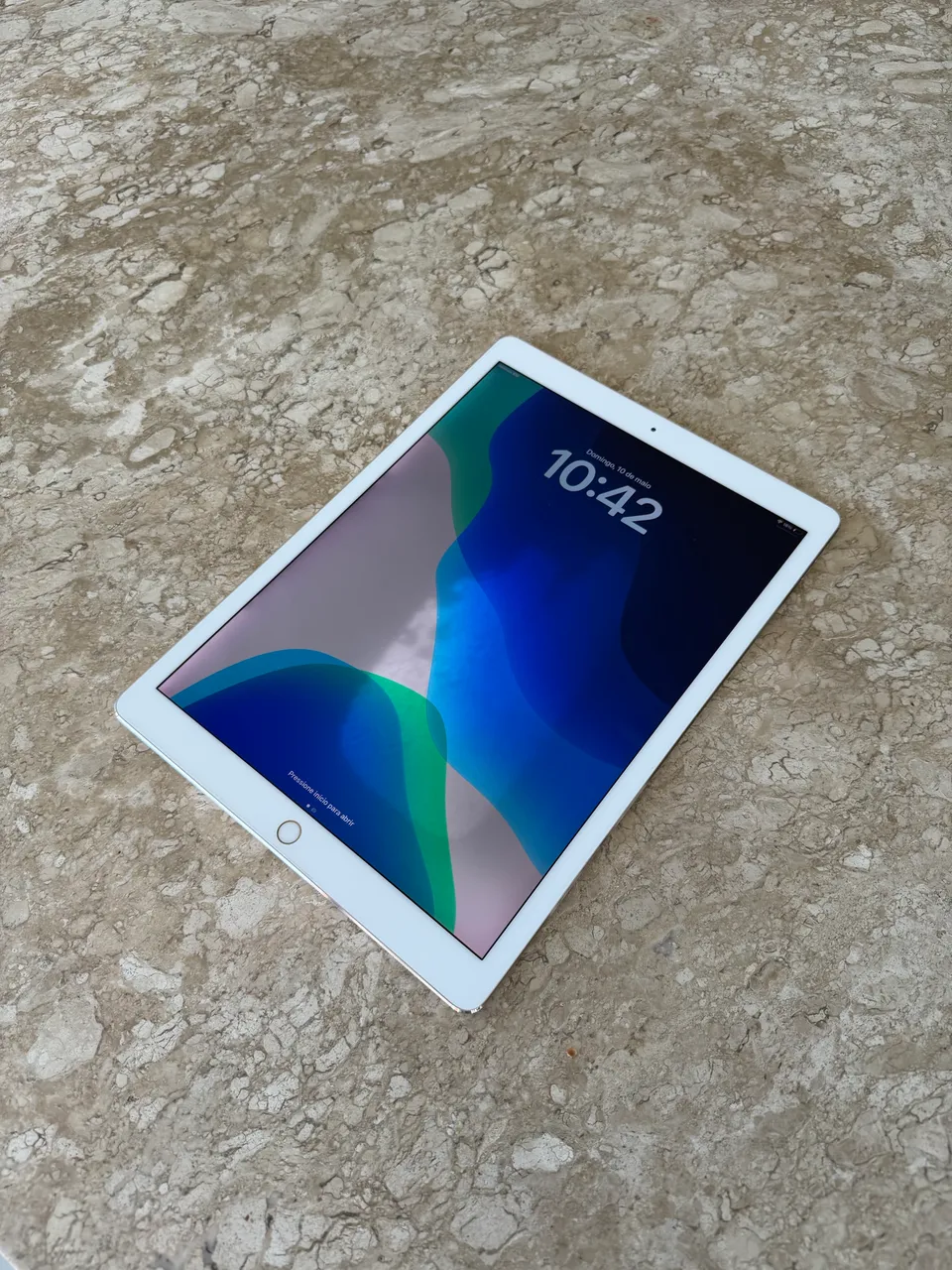 iPad Pro 10,5? 64GB Rosé + Apple Pencil + Cabo - Leia descrição
