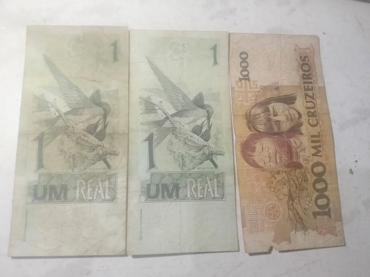 Cédulas de r$ 1