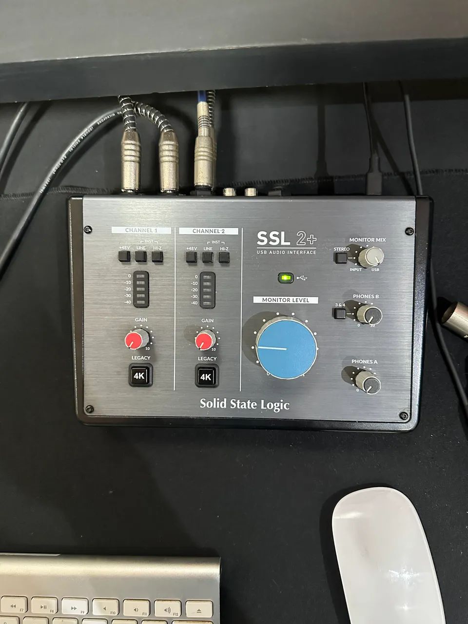 Placa de áudio SSL 2 + - Foto 5
