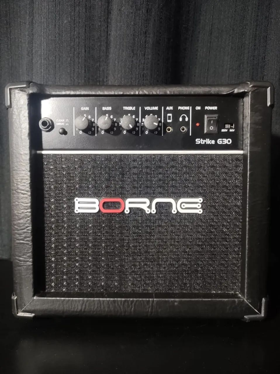 Amplificador Cubo Borne G30 Strike - Foto 3