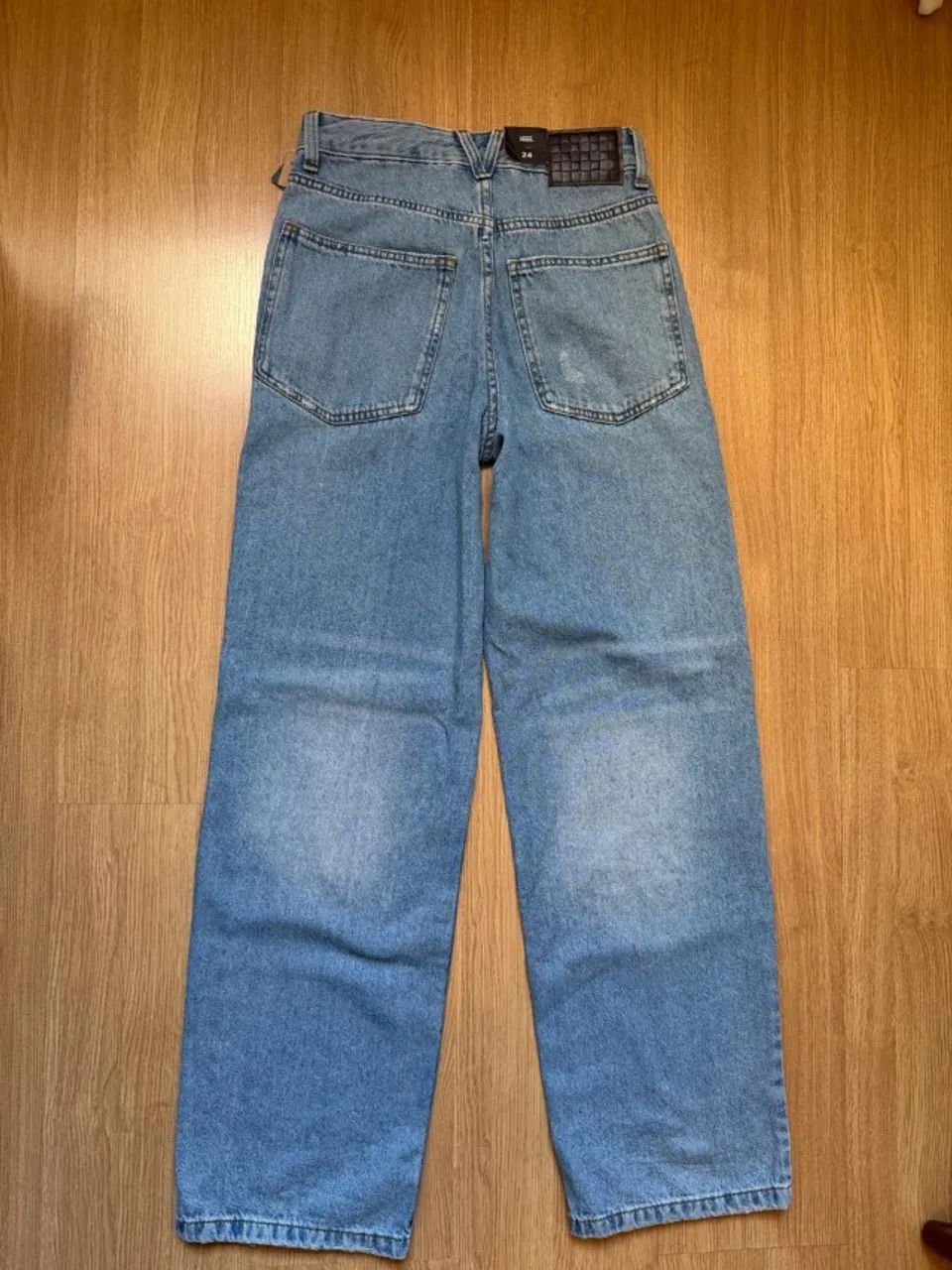 Calça jeans Marca Vans Nova Tamanho 36 - Foto 2