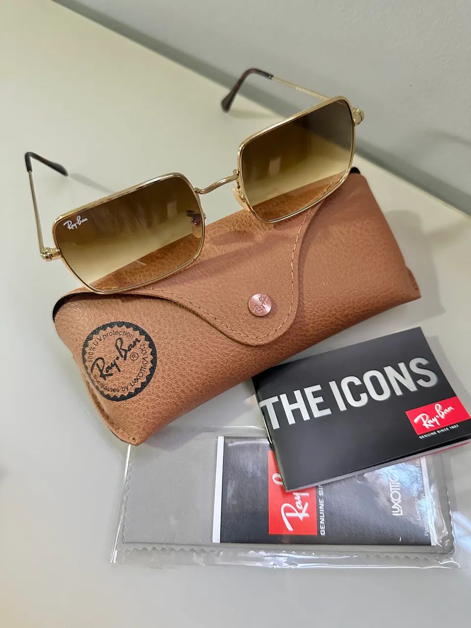 Óculos de Sol Ray-Ban Retangular Marrom Rb1969 Feminino - Foto 3