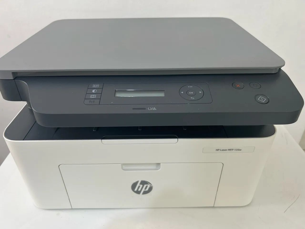 Impressora HP 135w