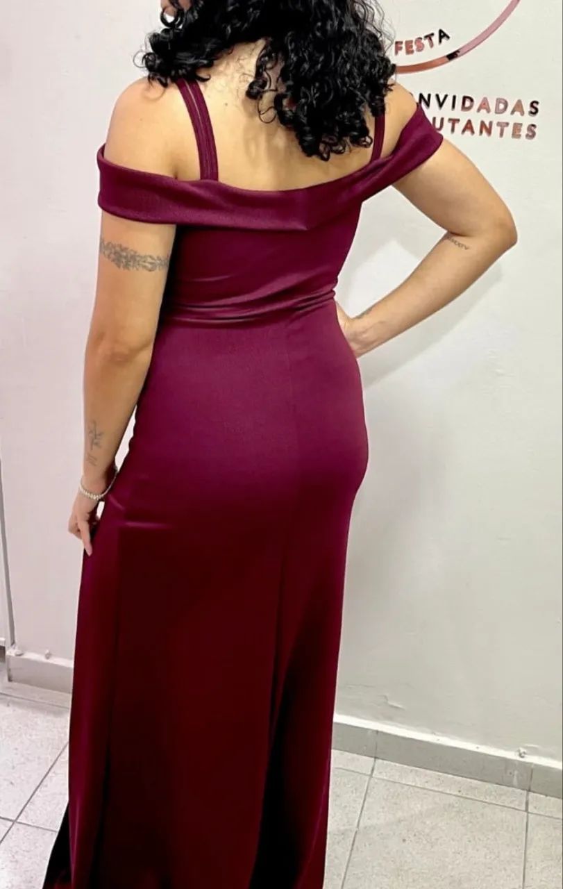 Vestido marsala de crepe - Foto 2