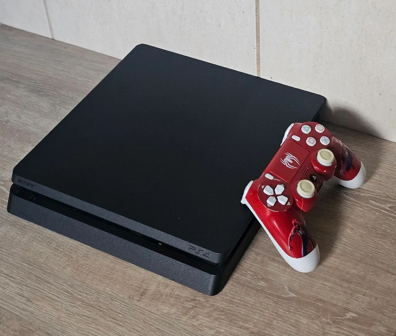 Ps4 slim 1T - Foto 3