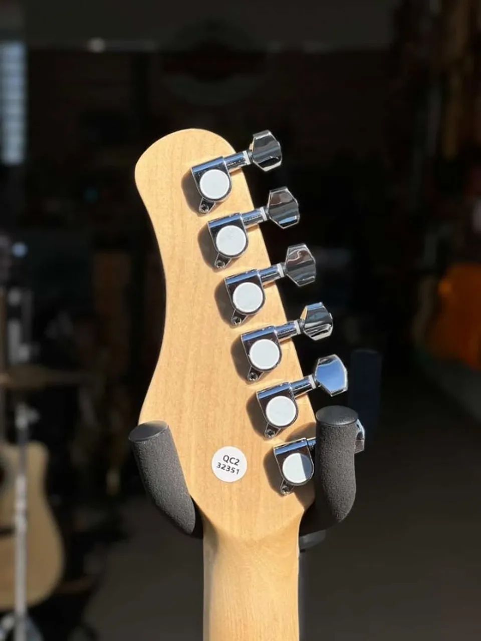 Guitarra MXT stratocaster - Foto 4