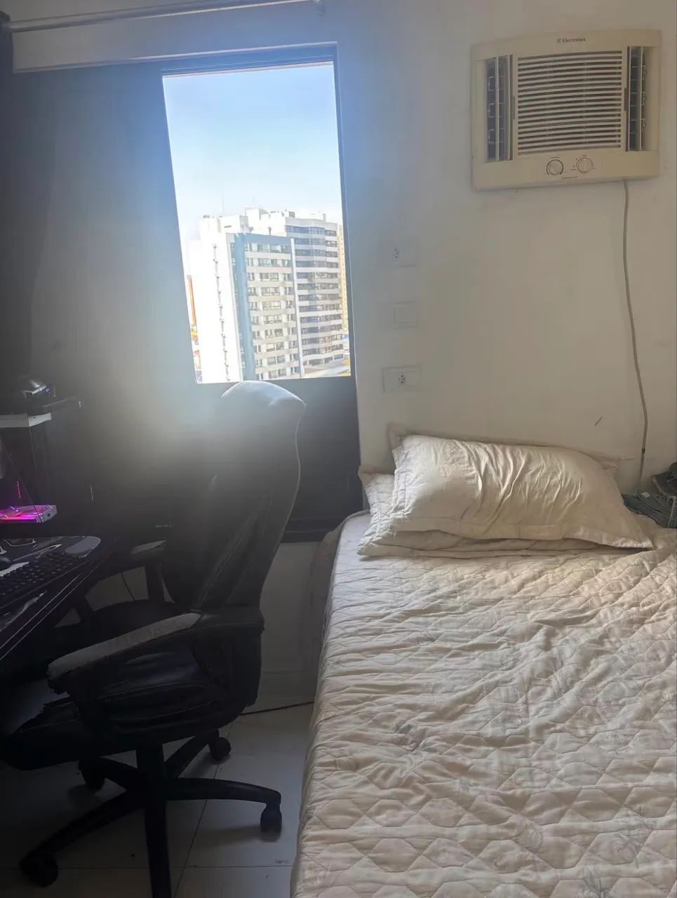 ALUGO APARTAMENTO MOBILIADO COM 2 QUARTOS - MANHATTAN RESINDENCE - Foto 4