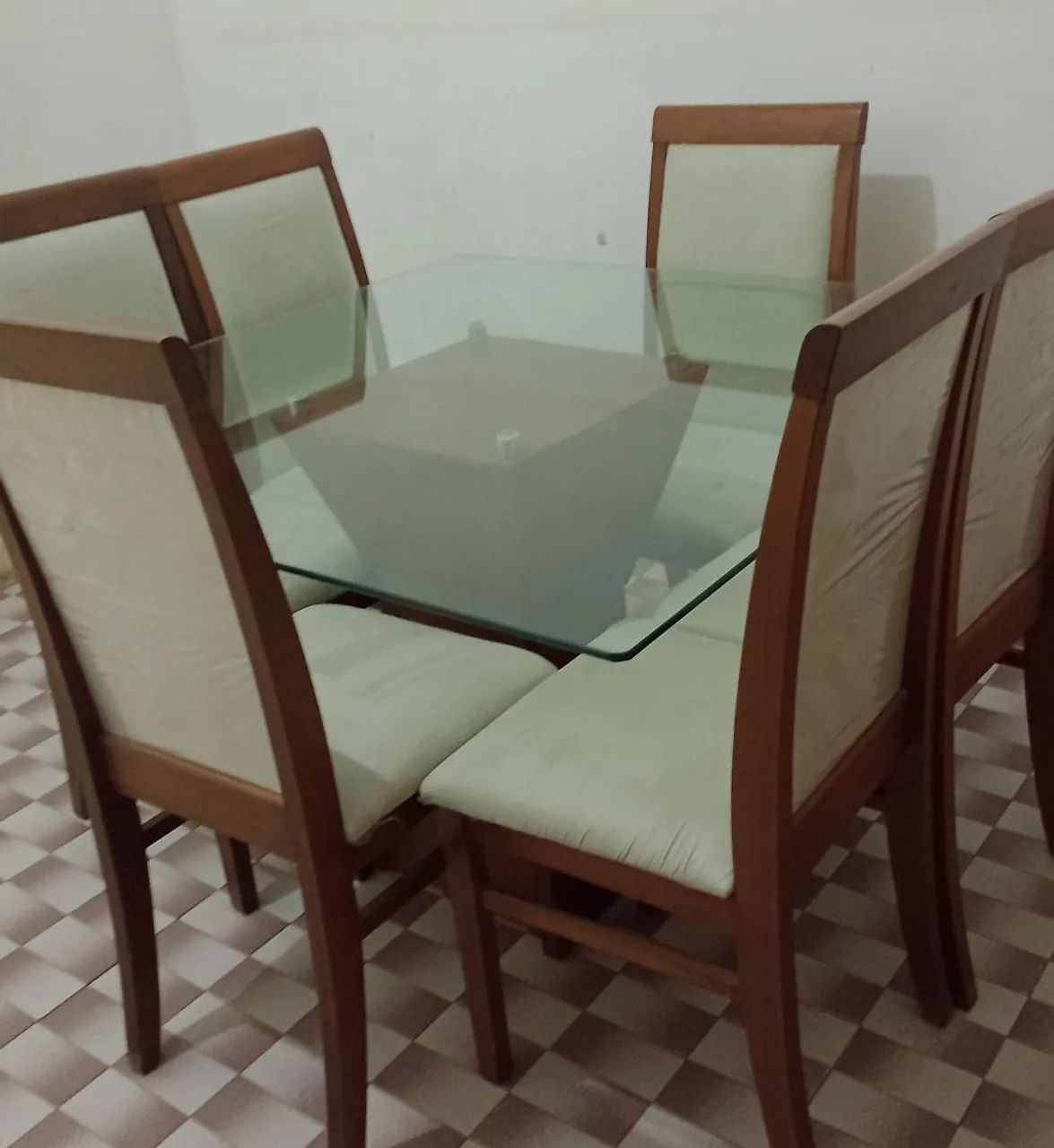 Mesa de vidro com 06 cadeiras - Foto 2