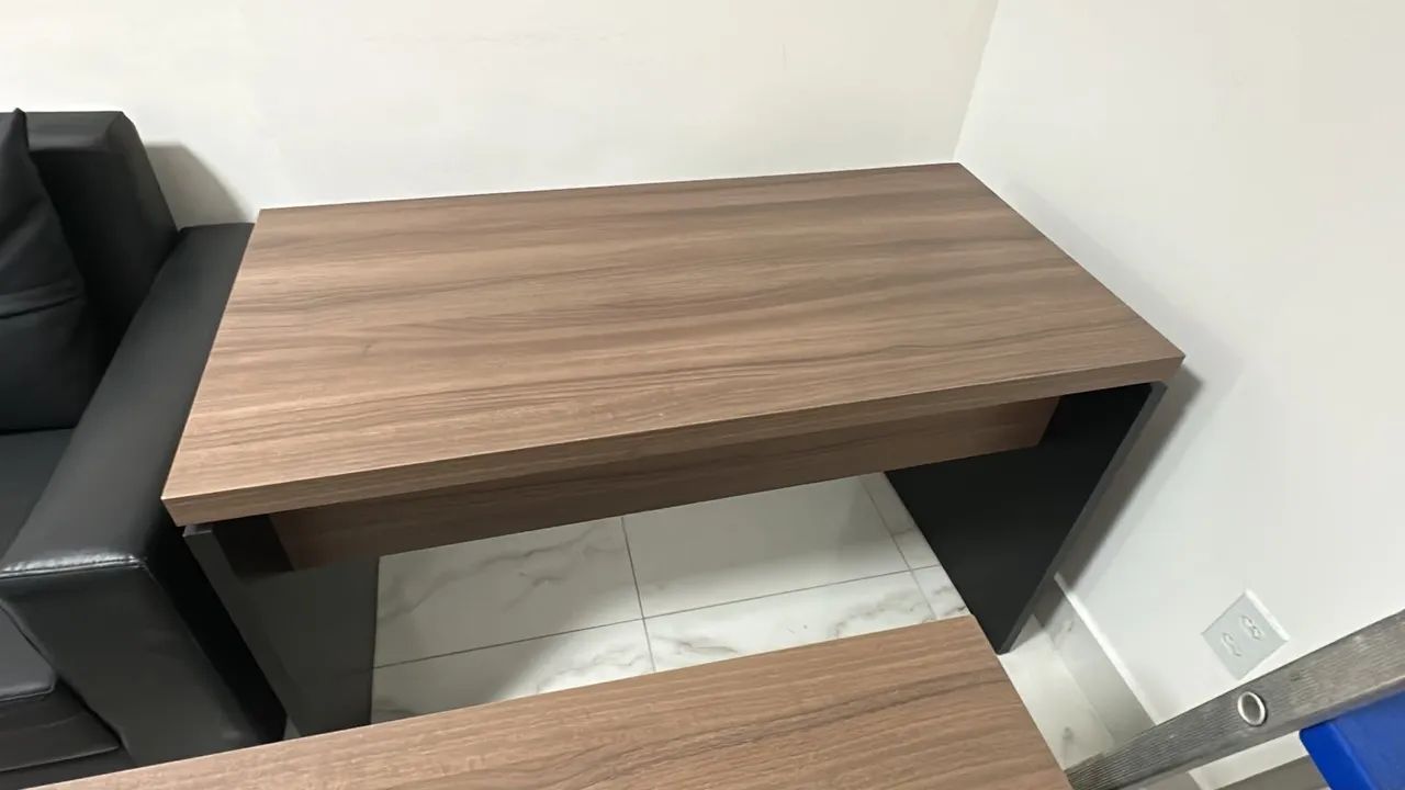 MESA PARA ESCRITÓRIO - TAMANHO 1,20