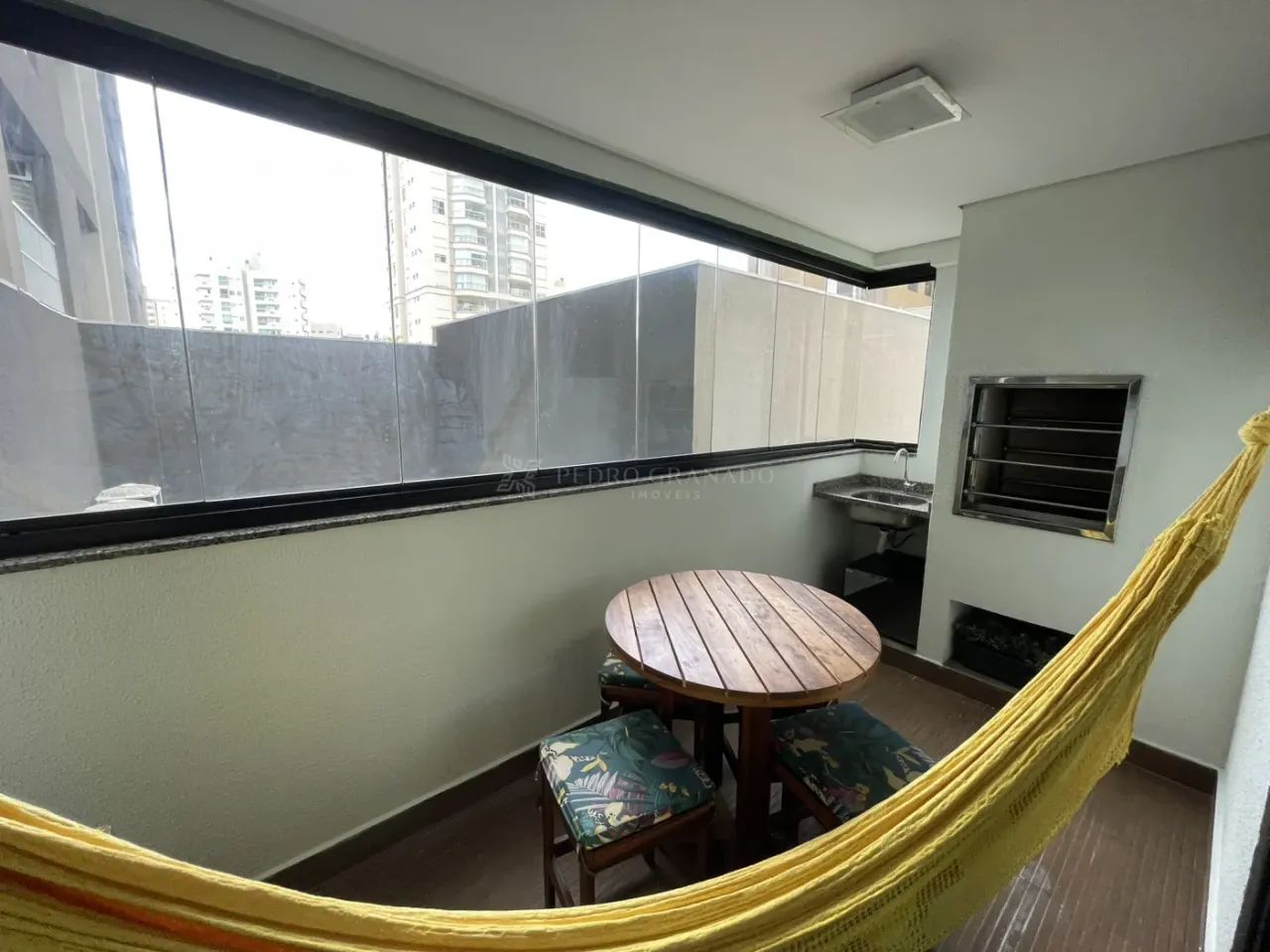 Apartamento com 02 Dormitórios - Zona 07 - Foto 5