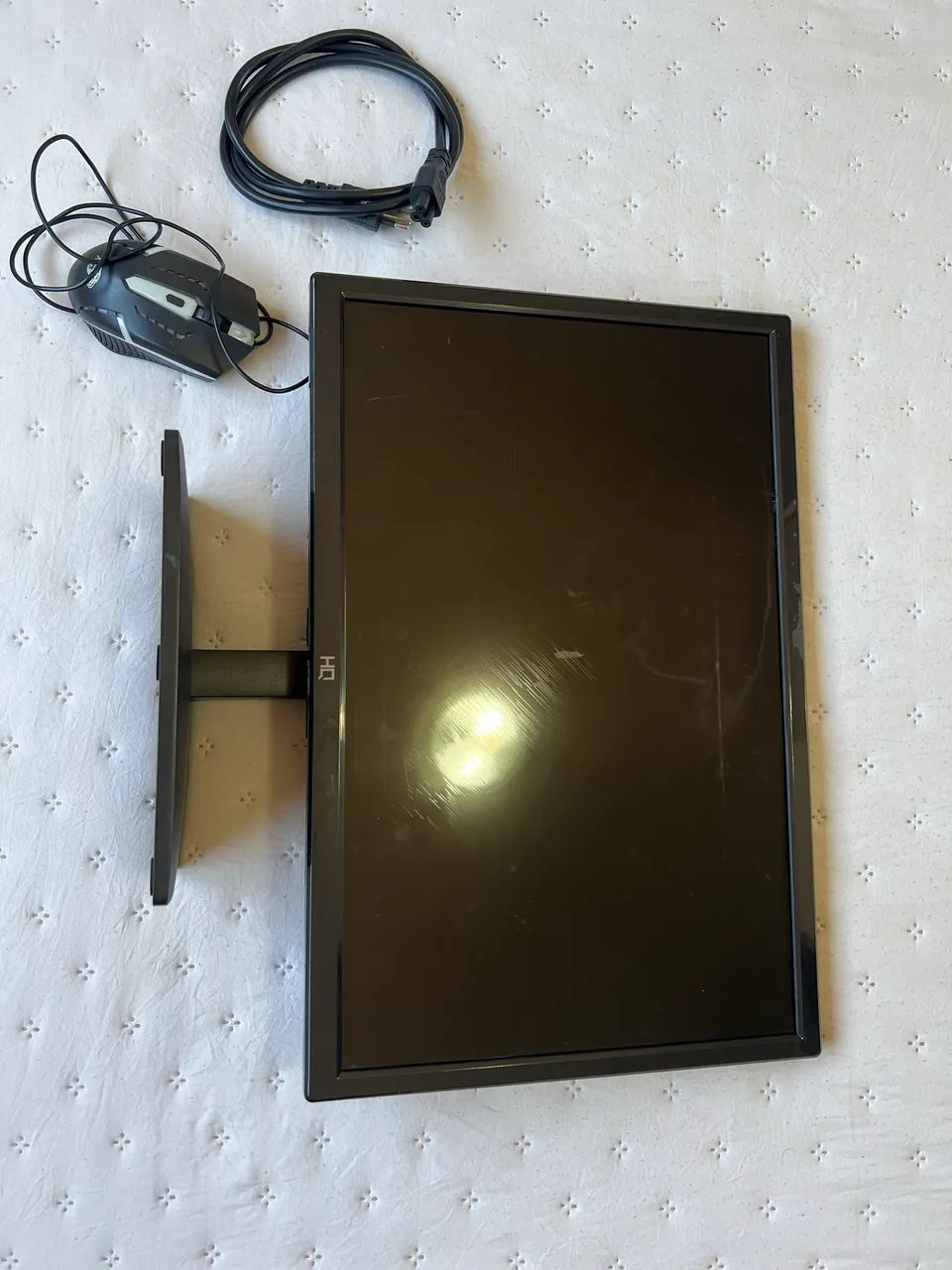 Monitor HQ 19.5" LED (HDMI/VGA) + Mouse Brinde