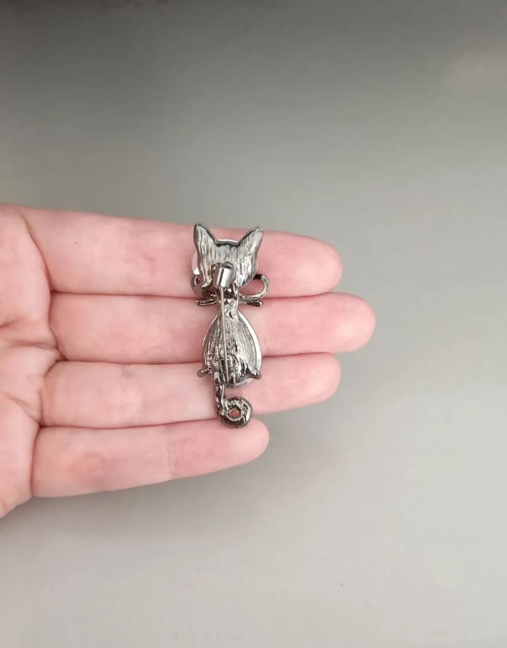 Broche de Gato Pedra Cristal Escuro (novo) - Foto 5