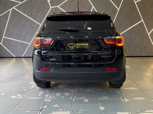 Jeep Compass Night Eagle 2.0 4X2 Flex 16V AUT 2018 - Foto 4