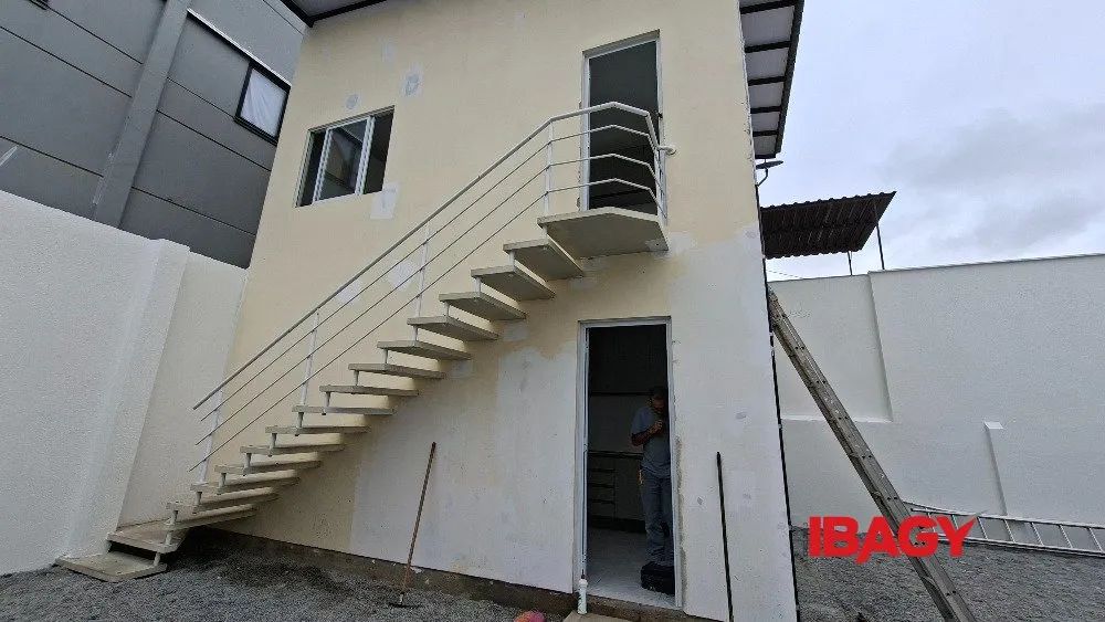 Excelente Kitnet 0 dormitório(s) em Jardim Eldorado - Palhoça - Foto 3