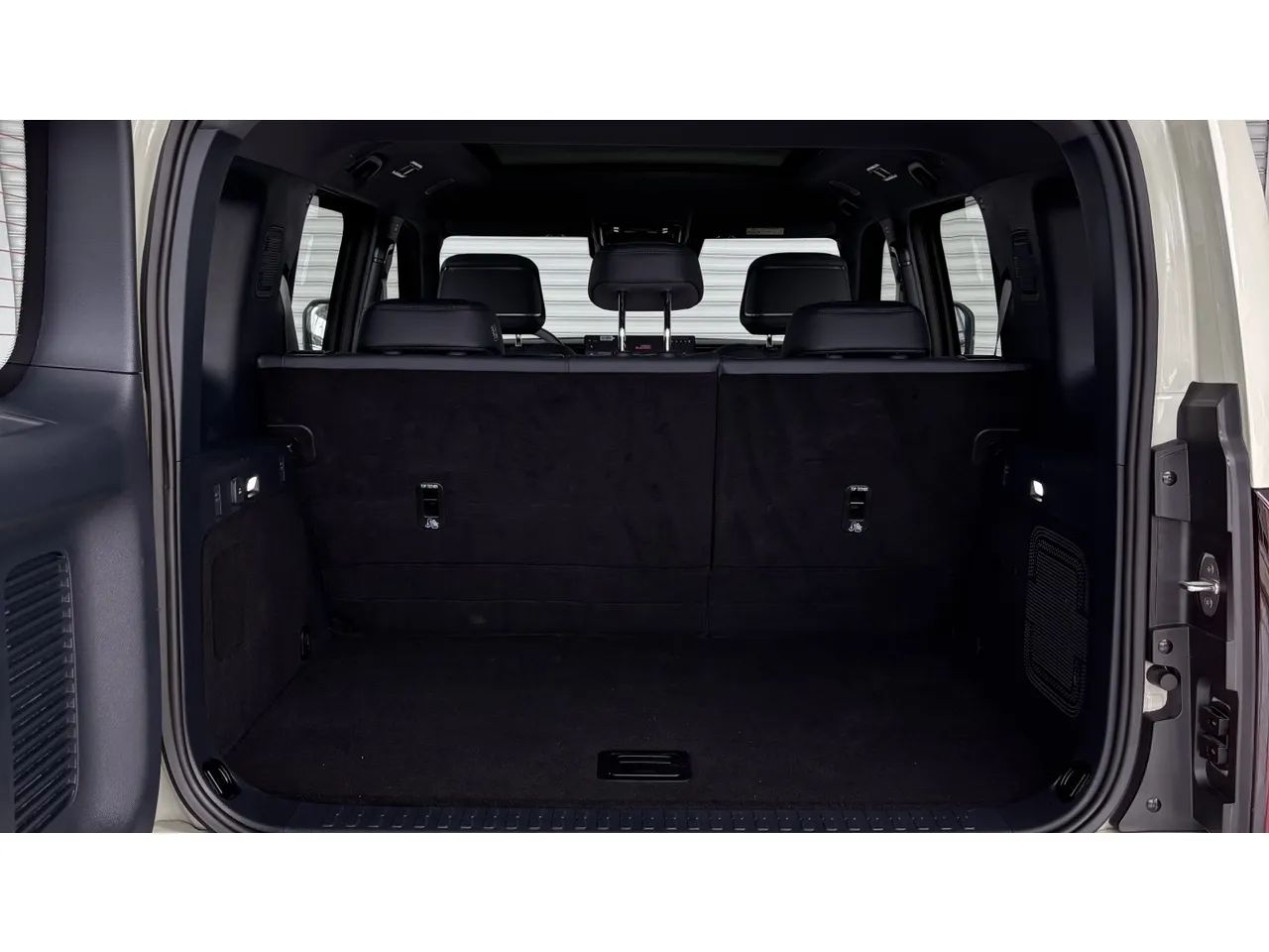 Denza B5 SUV híbrido plug-in, foto 14 de 15