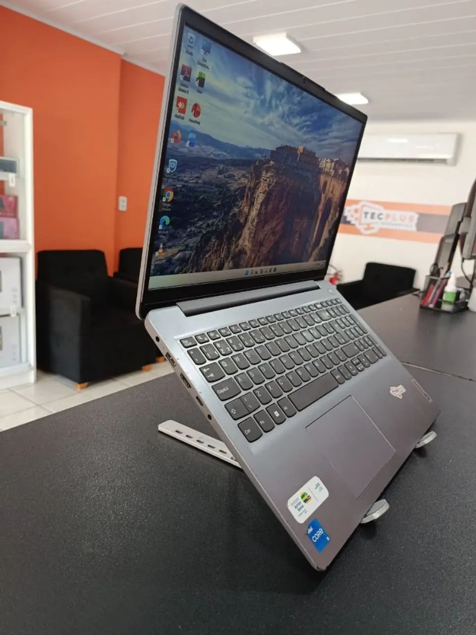 LENOVO IDEAPAD 3 15ITL6 - Foto 3